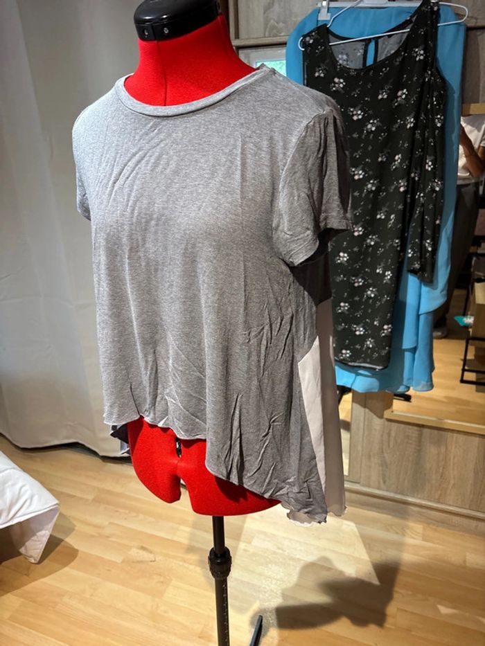 T shirt - photo numéro 2