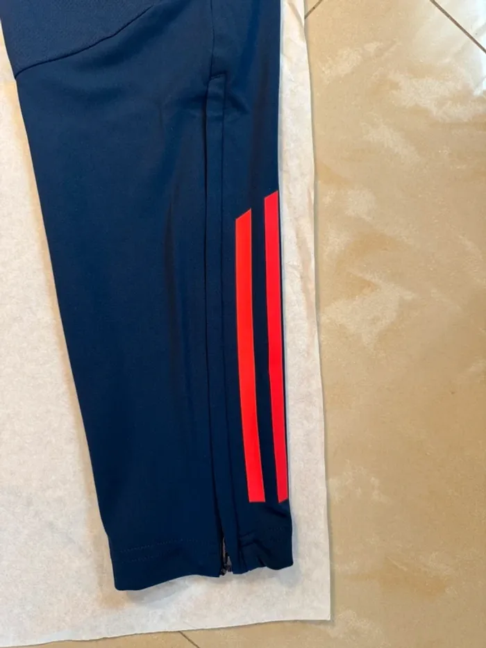 Pantalon de foot Adidas équipe Manchester United taille S femme authentique neuf - photo numéro 13