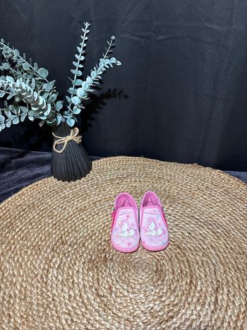 Pantoufles licorne pointure 19