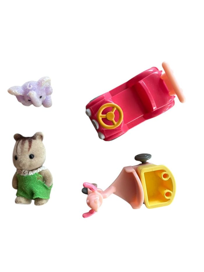 Figurine + accessoires Sylvanian Families - photo numéro 2
