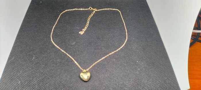 Collier doré pendentif coeur