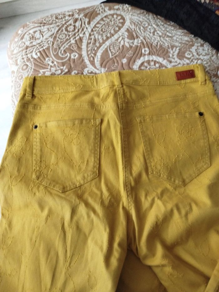#pantalon#motif brodé - photo numéro 2