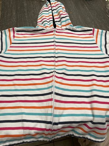 Sweat zippé à rayures