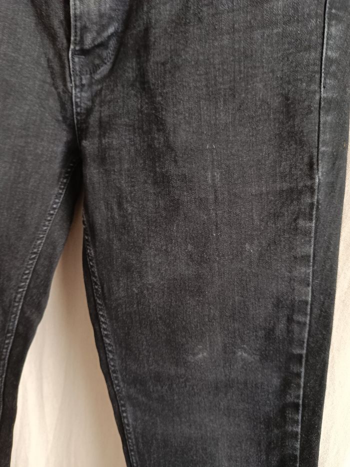Jean noir - photo numéro 2