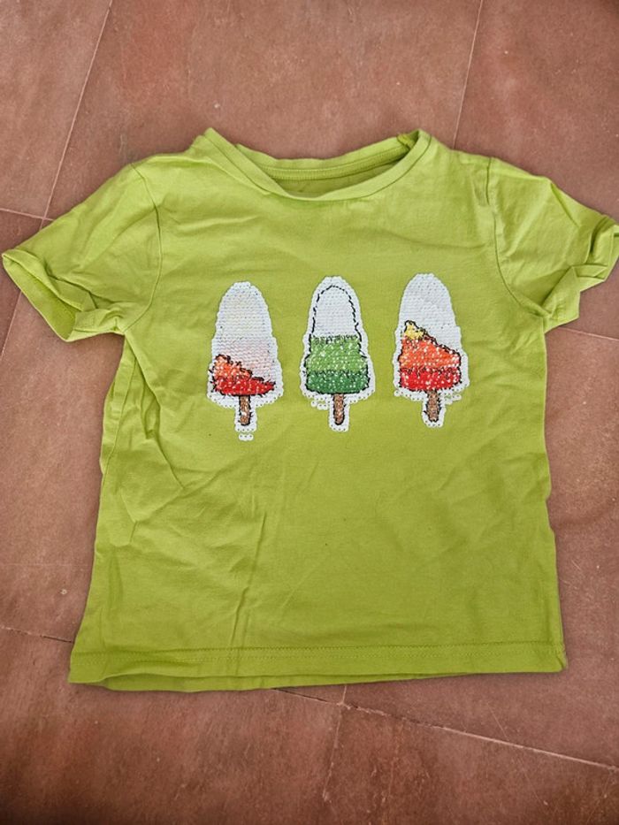 T-shirt reversible