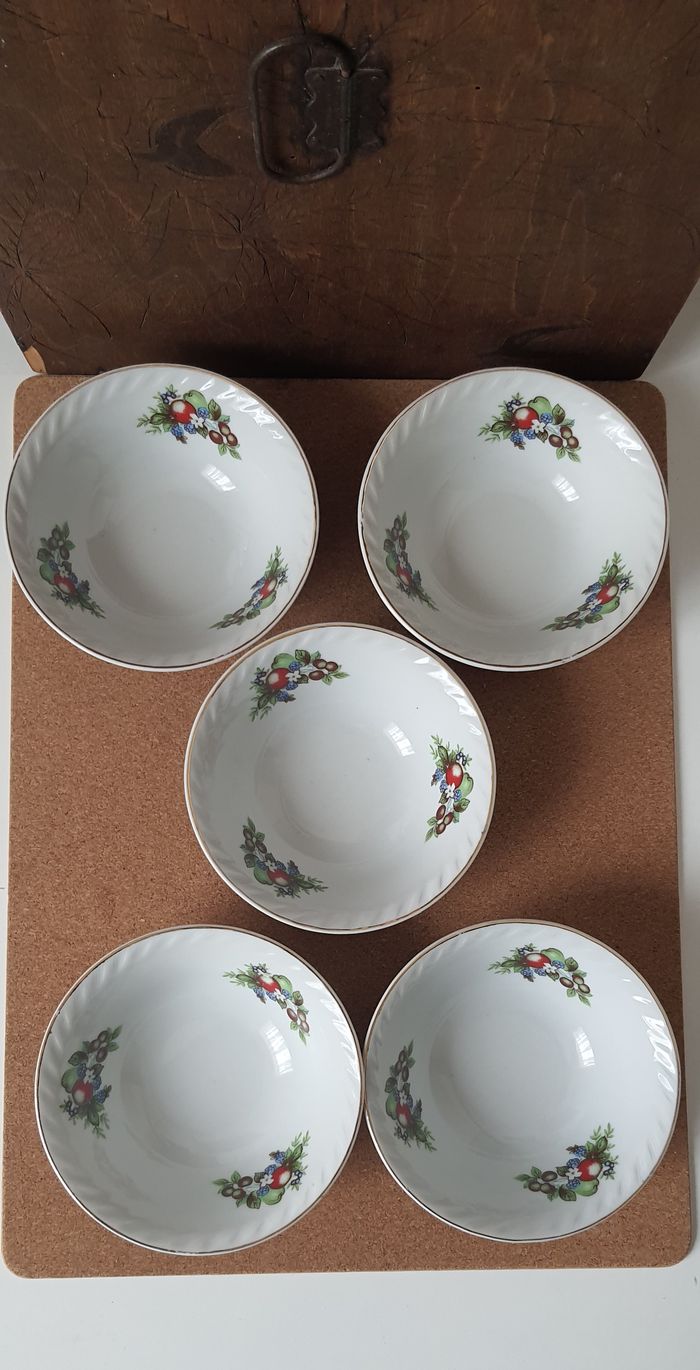 Lot de 5 coupelles en porcelaine "vintage" - photo numéro 5