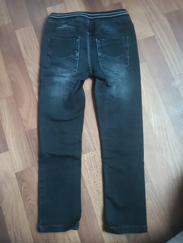 Jeans noir - photo numéro 3