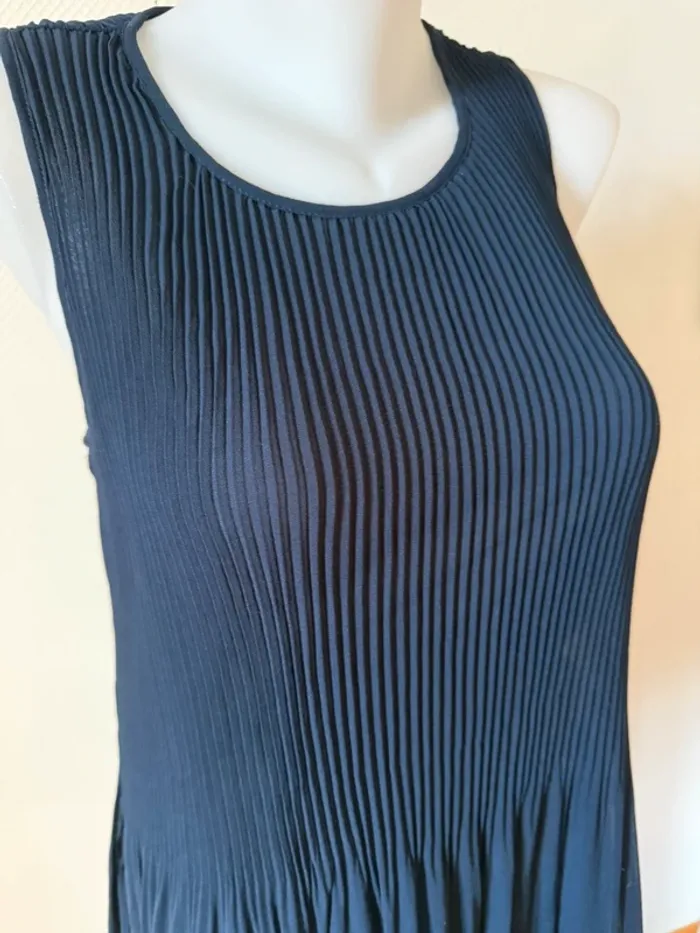Blouse bleu marine en très bon état taille S Zara - photo numéro 2
