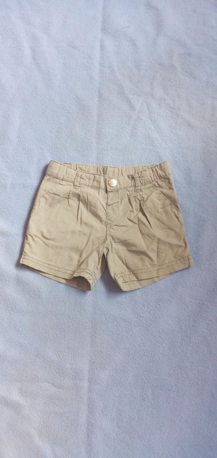 Short H&M taille 92 cm