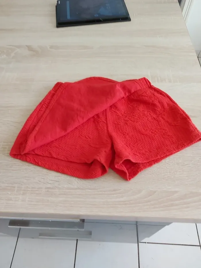 Short porte feuille - photo numéro 2