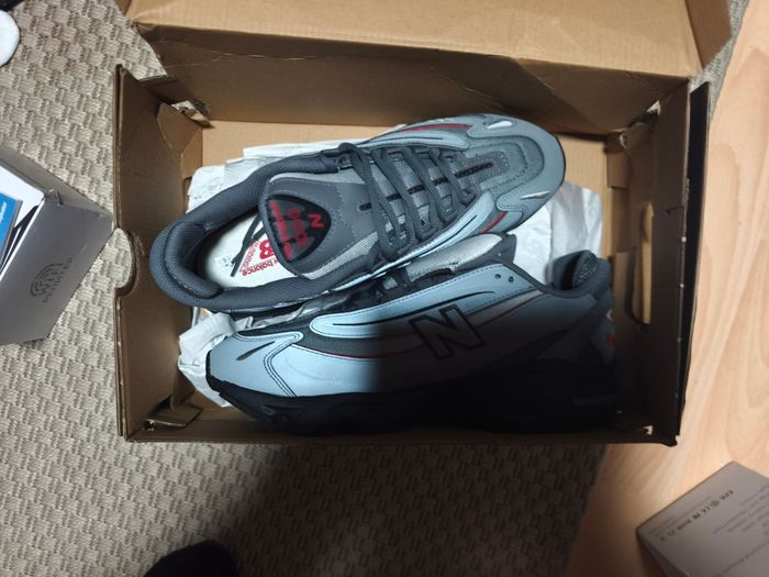 New Balance 1000 maat 43 - photo numéro 2