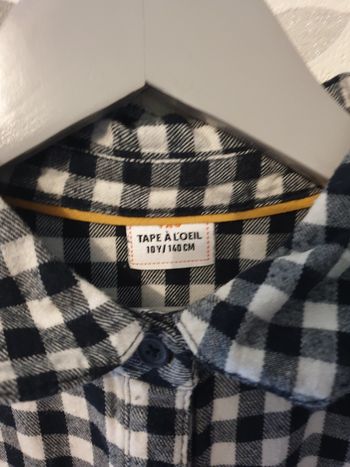 Chemise à carreaux