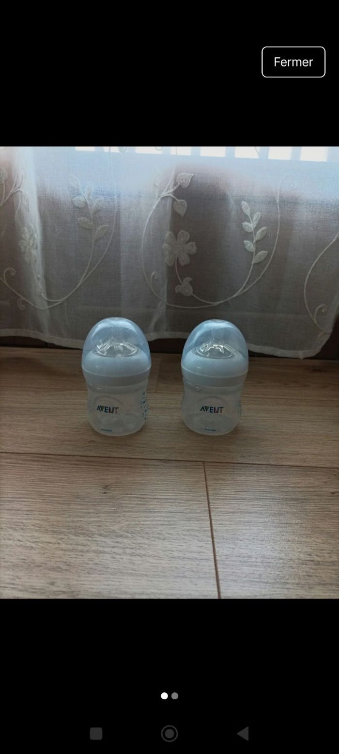 Lot 2 biberons Avent