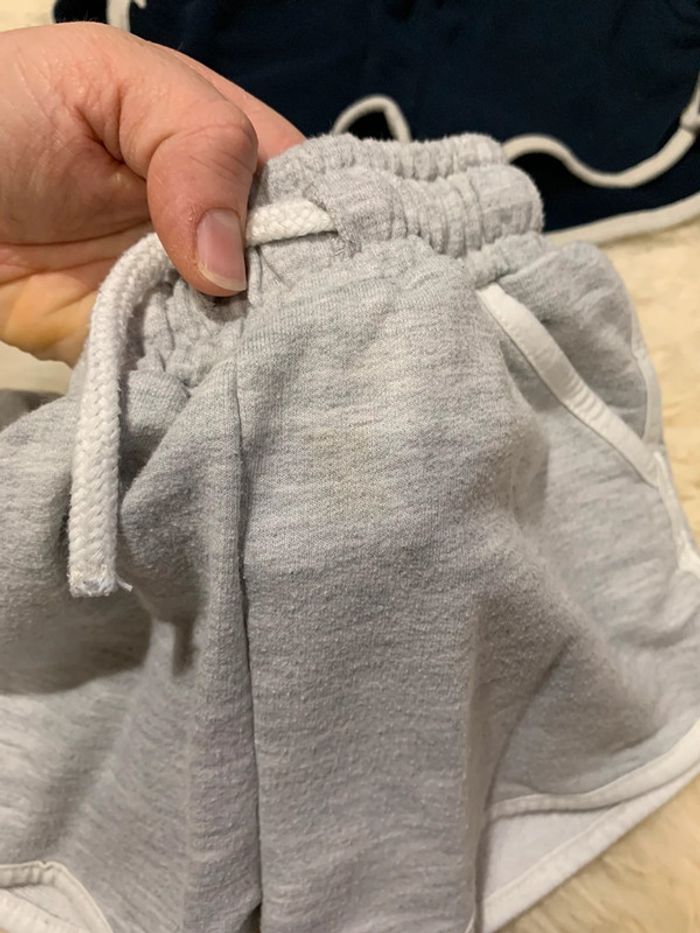 Lot 2 shorts 5 ans - photo numéro 2