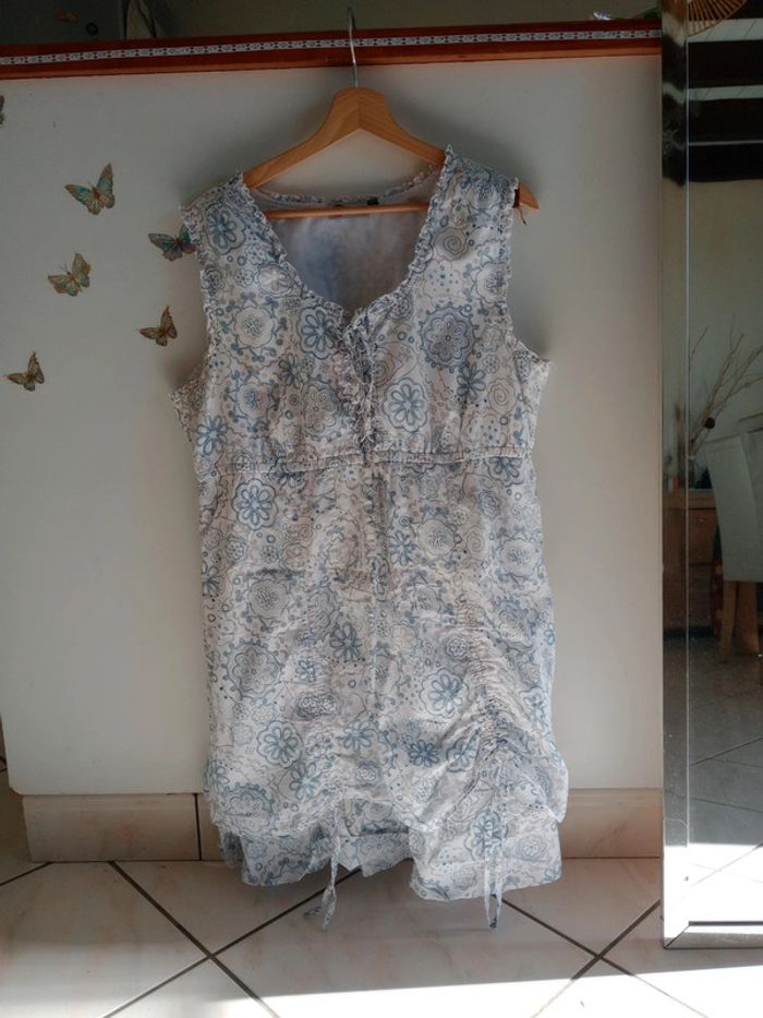 Robe fantaisie 48 blanche bleu grise Fantaisie c19 - photo numéro 13