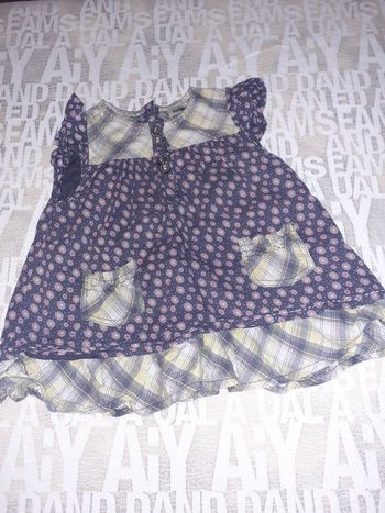 Robe fleurie violette en 18 mois