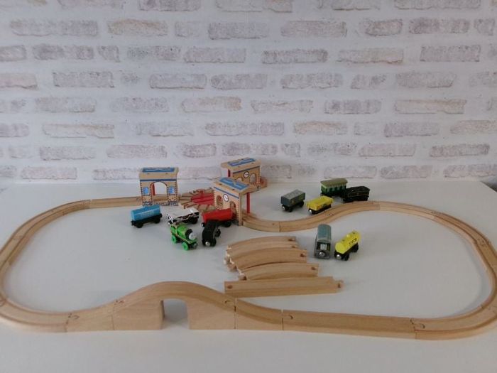 Circuit de train en bois Thomas et ses amis (24)