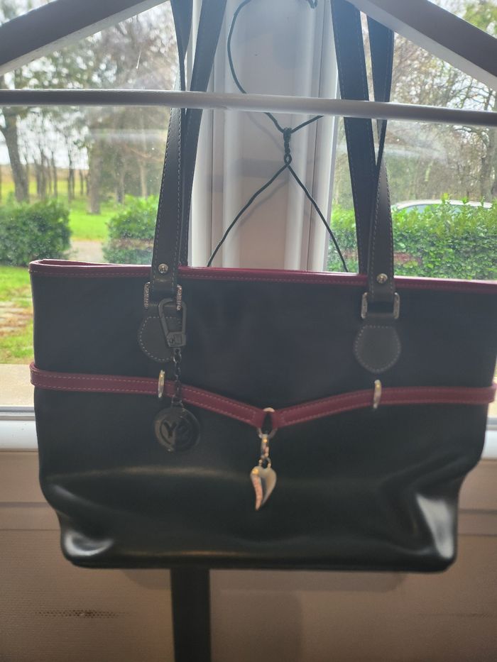 Sac Lancastercuir  impeccable - photo numéro 4