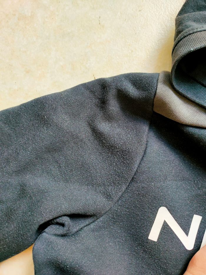 Sweat à capuche Nike noir et gris 12 ans - photo numéro 9