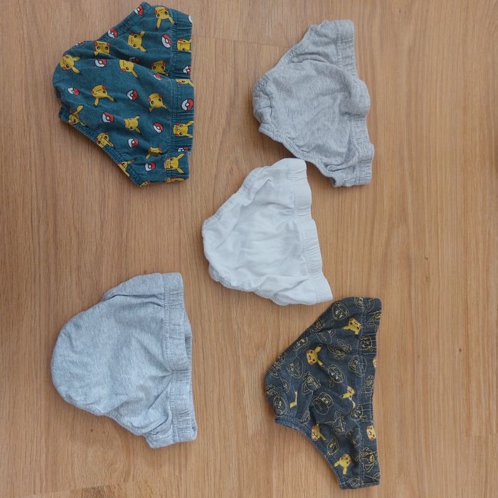 Lot de 5 slips pokémon taille 8 ans - photo numéro 7
