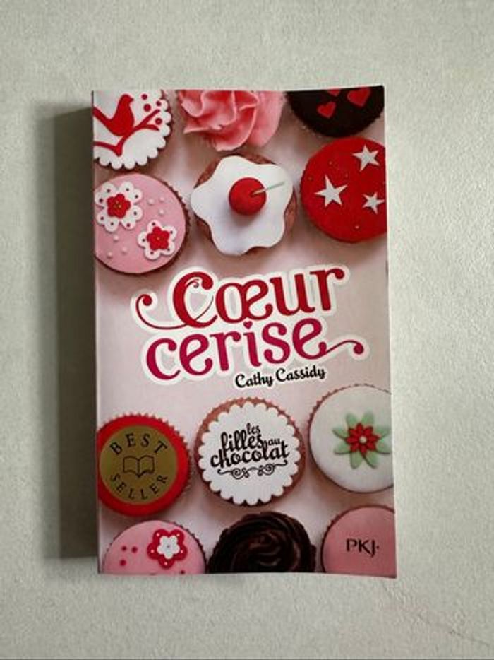 Livre cœur cerise