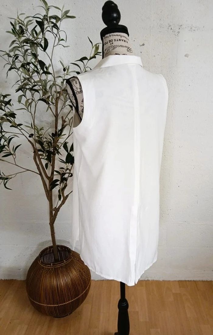 👚 Chemise longue sans manches blanche – Taille 38/40 – Très bon état - photo numéro 3