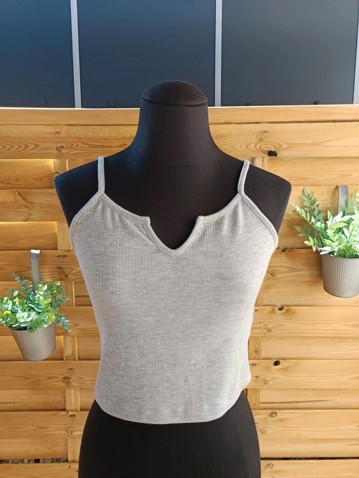 Crop top taille S neuf - photo numéro 2