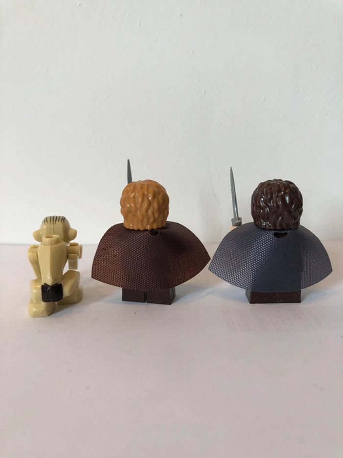 Figurine type lego Frodon et l’anneau de pouvoir avec Sam et Golum. le seigneur des anneaux - photo numéro 3