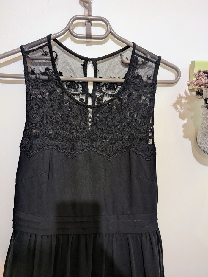 🖤 Petite robe noire Vero Moda – Taille M - photo numéro 2