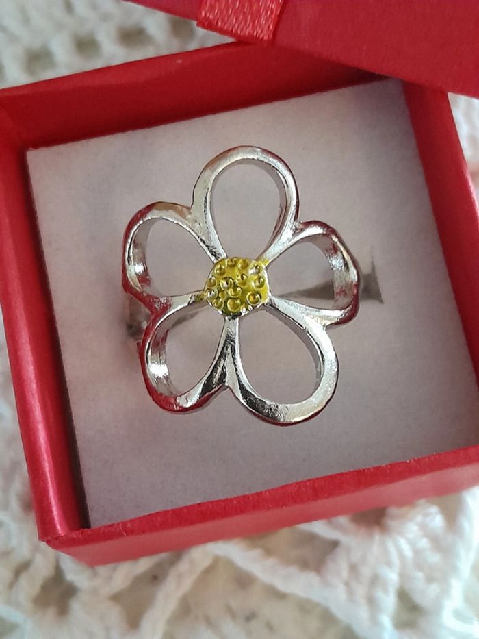 Bague plaquée argent, fleur, couleur argentée, réglable - photo numéro 2