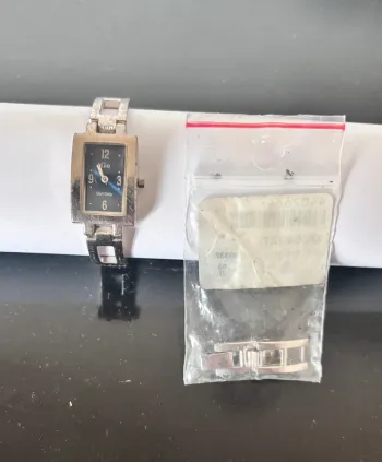 🌺montre bracelet argenté très chic