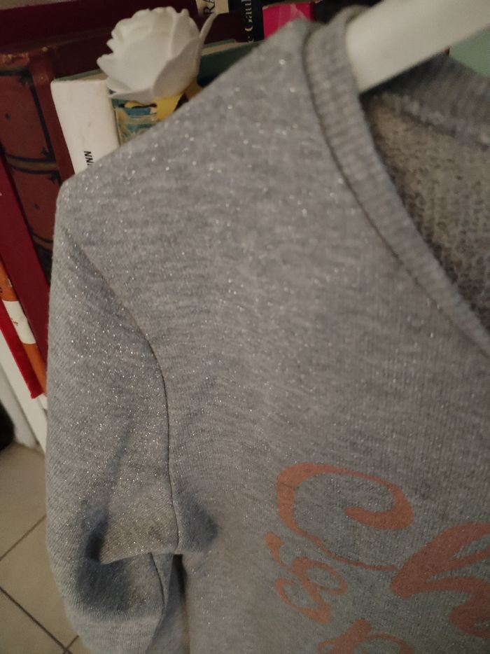 Pull gris pailleté court "Kiabi" en très bon état 👌🏻 - photo numéro 5
