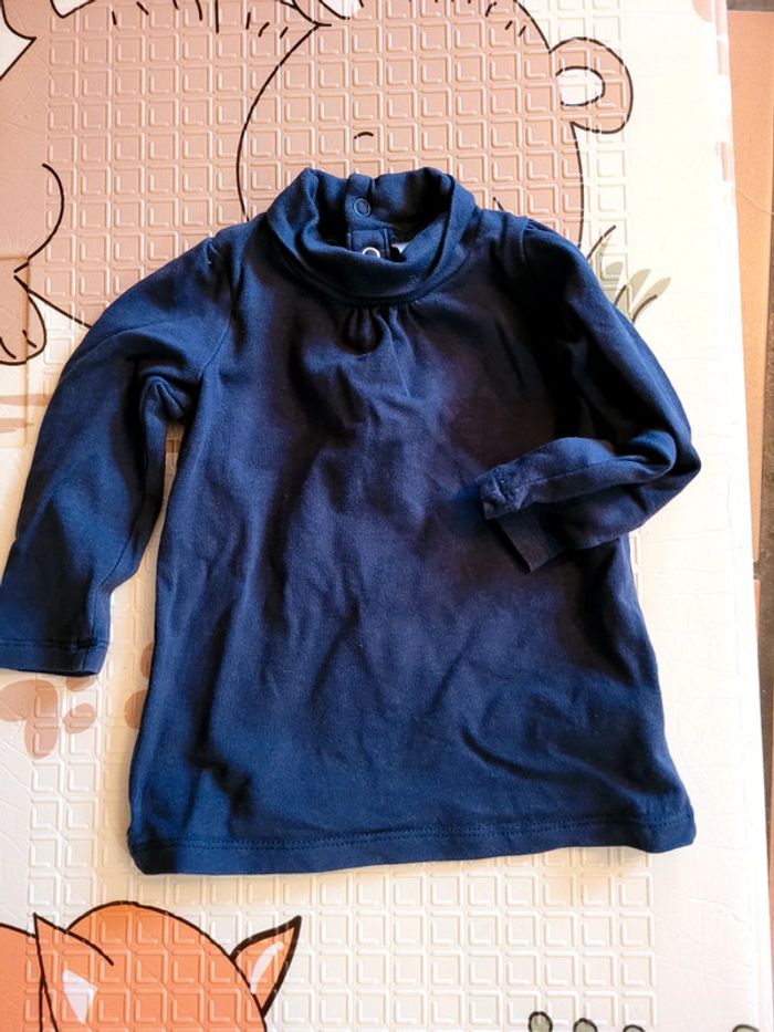 Sous pull 9 mois tex tbe