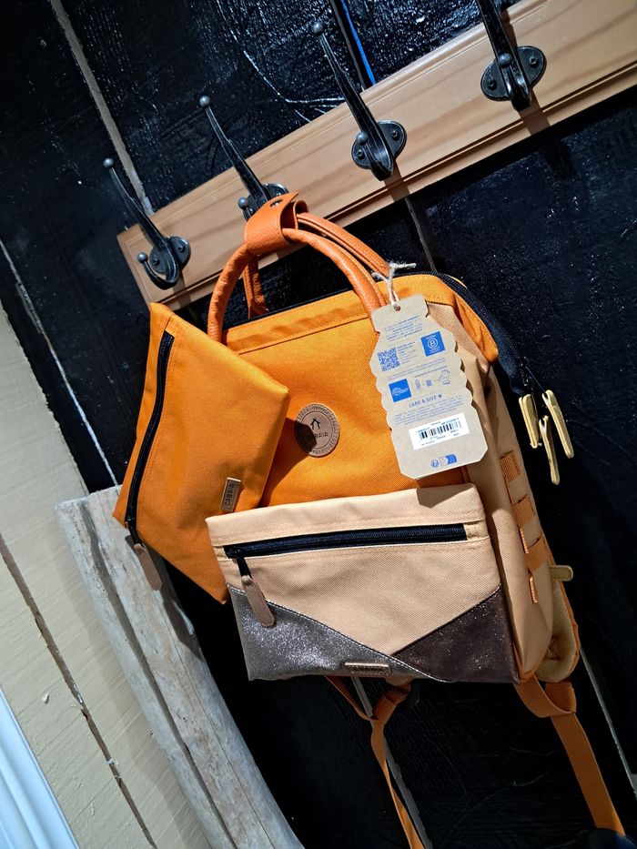 Sac à dos Cabaia taille S orange et doré - photo numéro 3