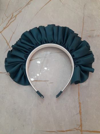 Serre tête vert à fleurs