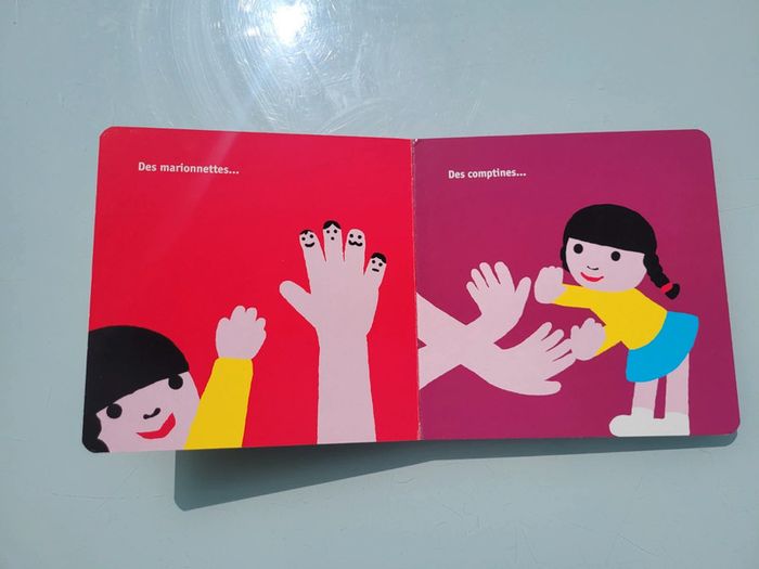 Livre tout carton đ Les Petites Mains đ - photo numĂ©ro 5