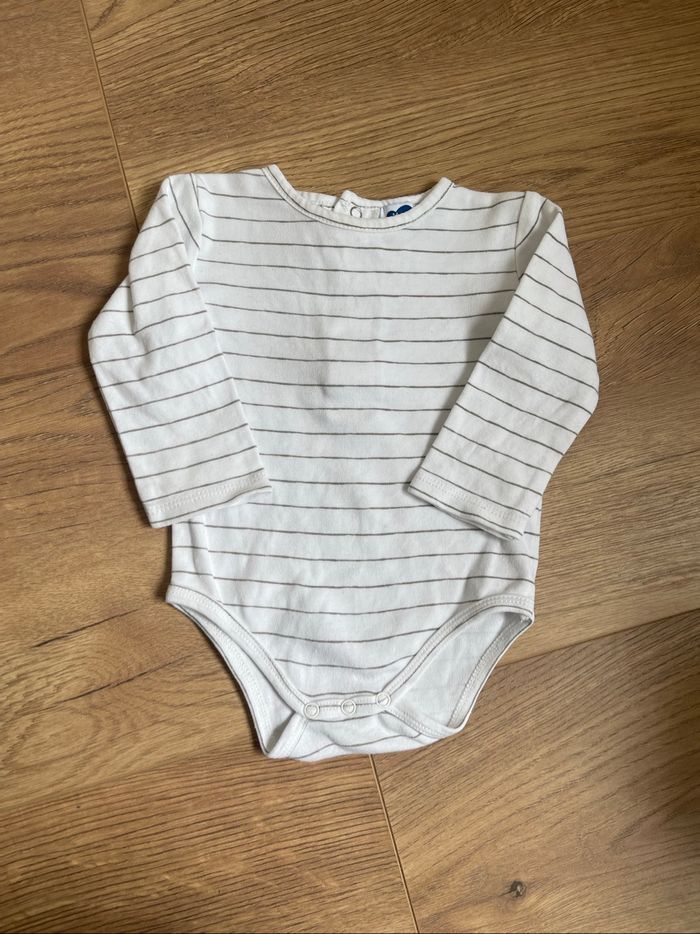 Ensemble taille 9 mois - photo numéro 2