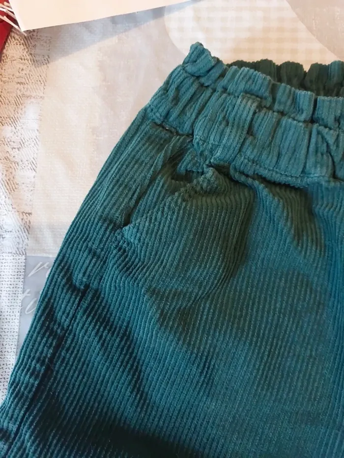 Short en velours neuf Vertbaudet 10A - photo numéro 2