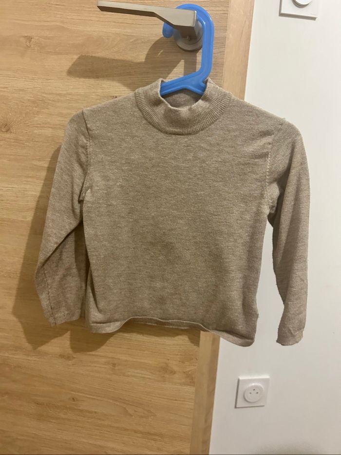 Pull Zara