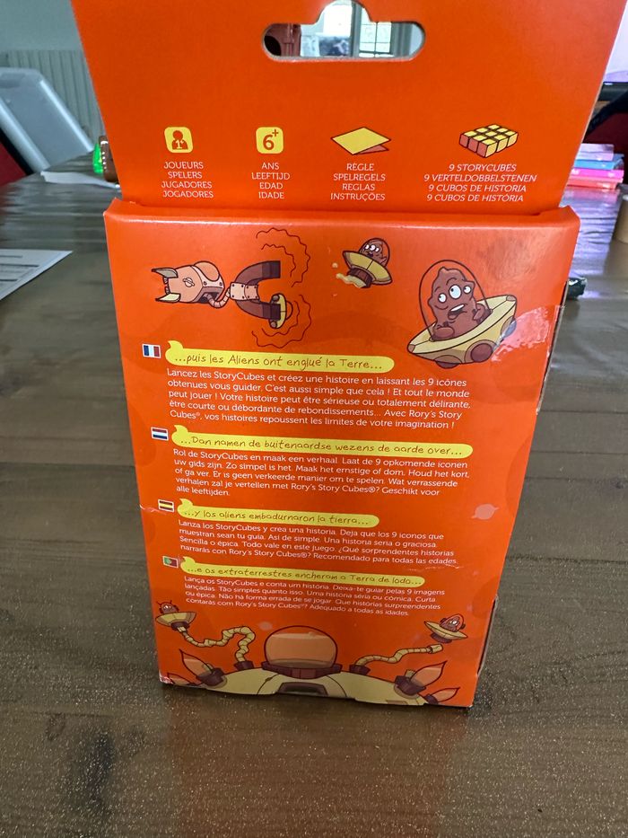 Rory’s story cubes les aliens ont englué la terre - photo numéro 2