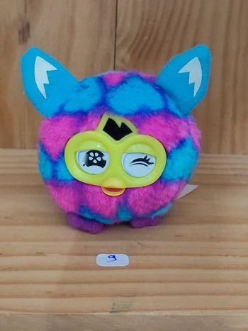 Mc Donald's 2015 peluche Furby coeur