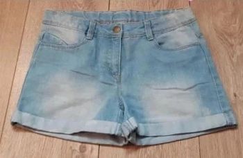 Short en jeans tape à l'oeil 12 ans neuf jamais porté