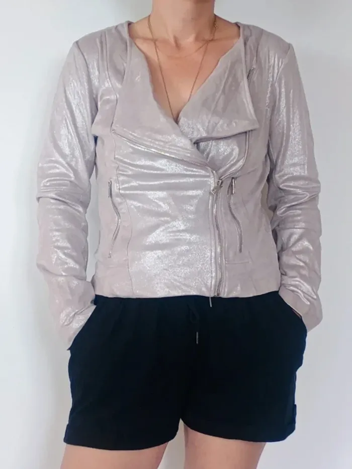 Short Femme noir 42/44 - photo numéro 4