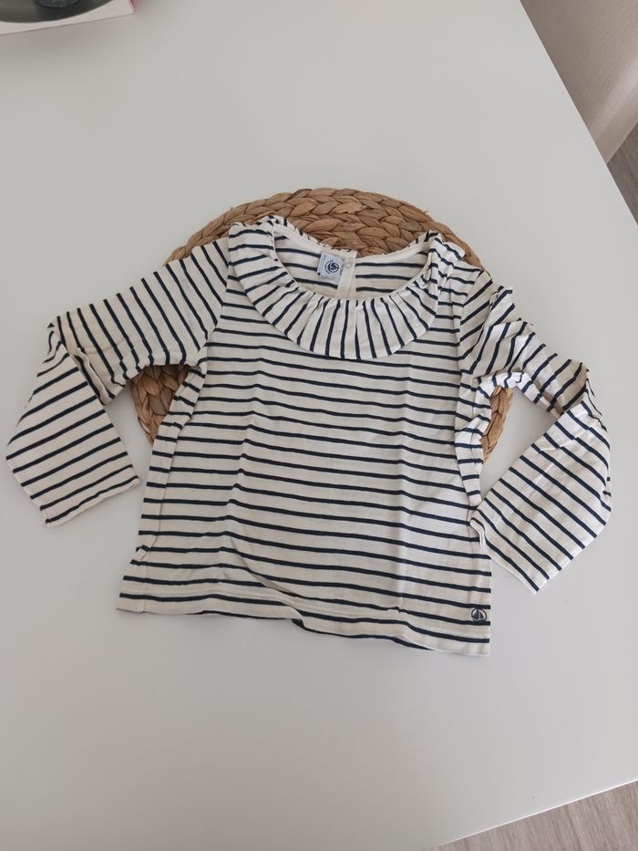 T-shirt mariniere fille à col petit bateau