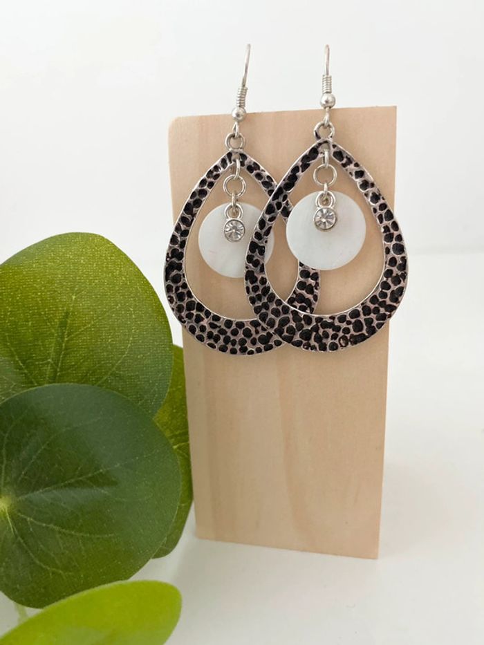 Superbes Boucles d’oreilles - Forme goutte 💧 - Noir & Argenté - Neuves - photo numéro 5