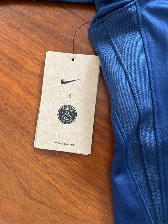 Maillot PSG Collector Domicile Stadium Nike Champions of Europe - photo numéro 4