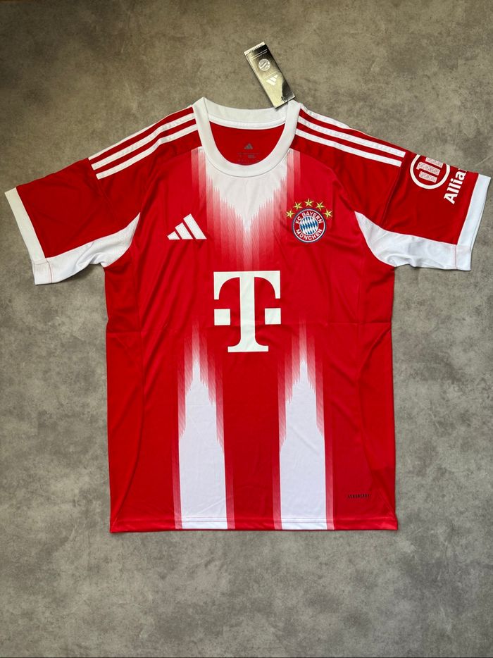 Maillot de Football Bayern Munich 2026 (Taille L)