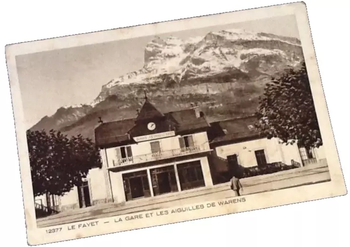 Carte postale ancienne Le Fayet (Haute-Savoie) La Gare et les aiguiles de Warens