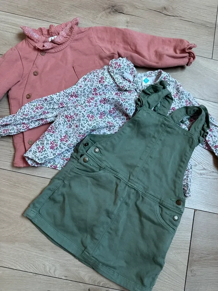 Ensemble robe salopette + blouse + gilet