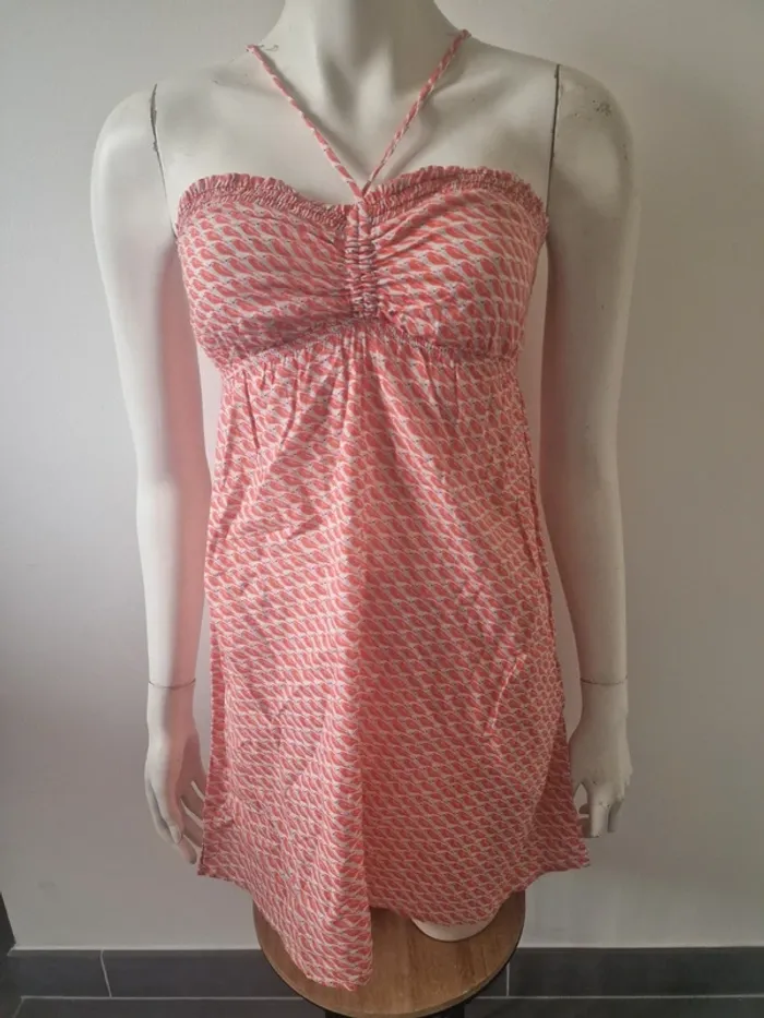 Robe courte